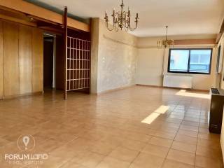 Forumland Real Estate, Σαλόνι με τζάκι