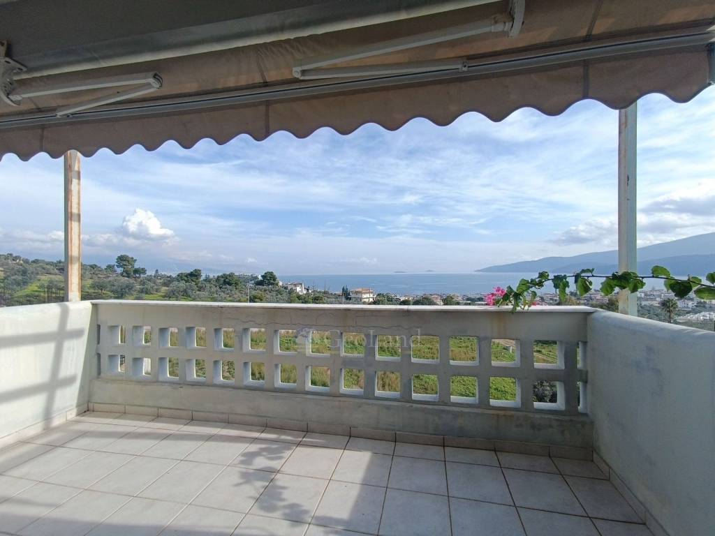 Θέα από μπαλκόνι