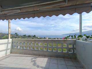 Θέα από μπαλκόνι