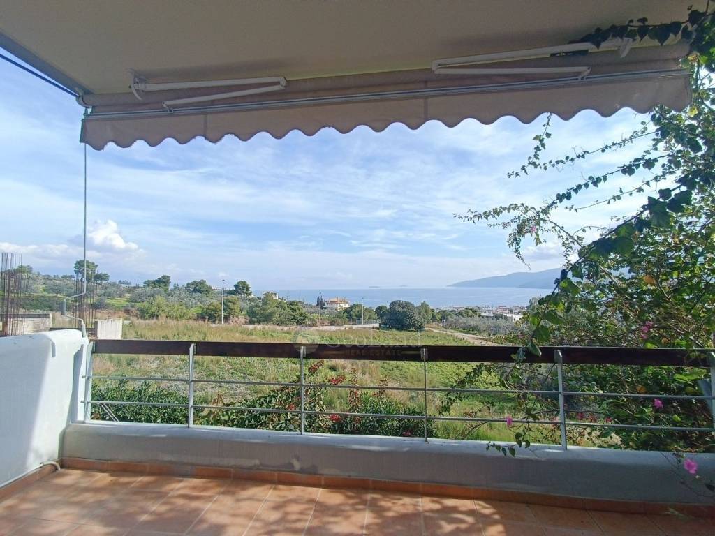 Θέα από μπαλκόνι