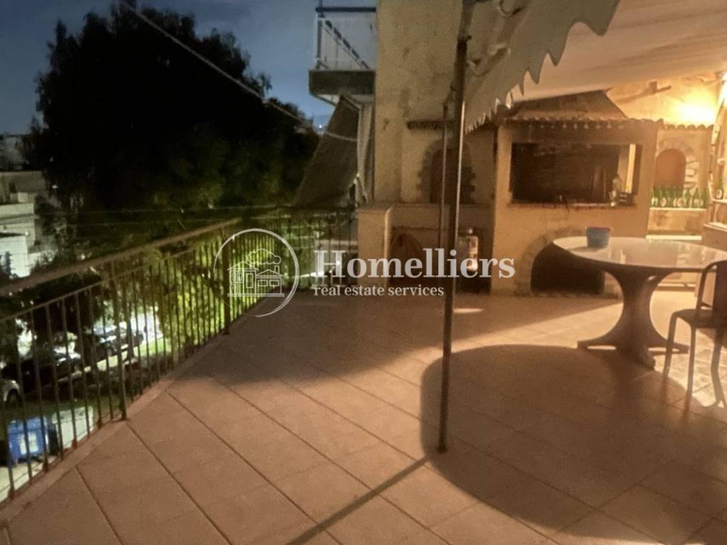 Θέα από μπαλκόνι