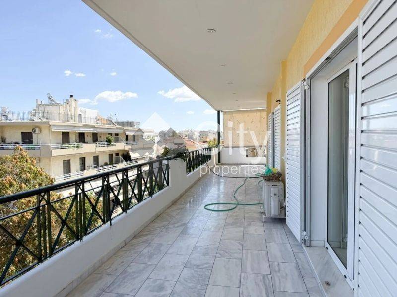 Θέα από μπαλκόνι