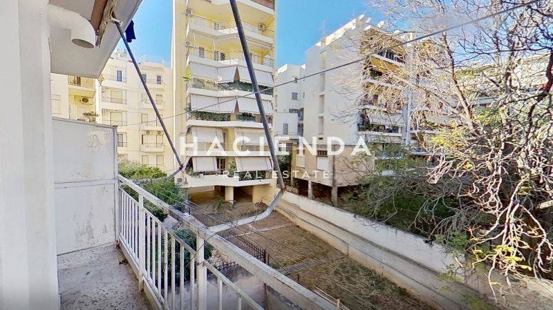 Θέα από μπαλκόνι