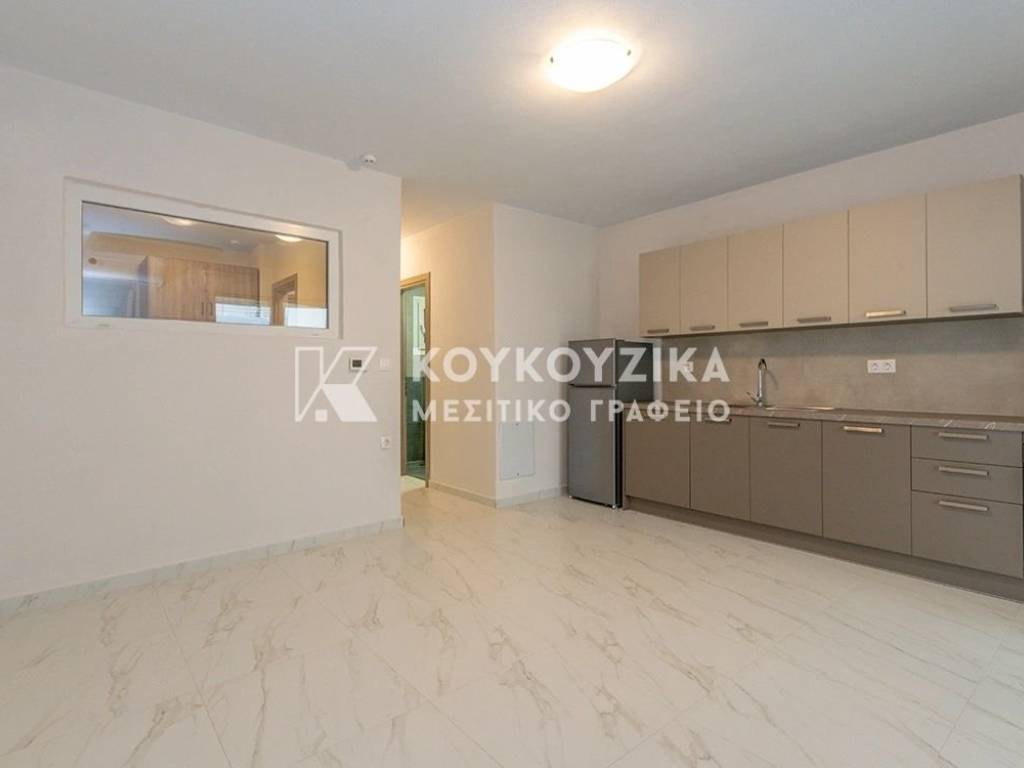 Σαλοκουζίνα