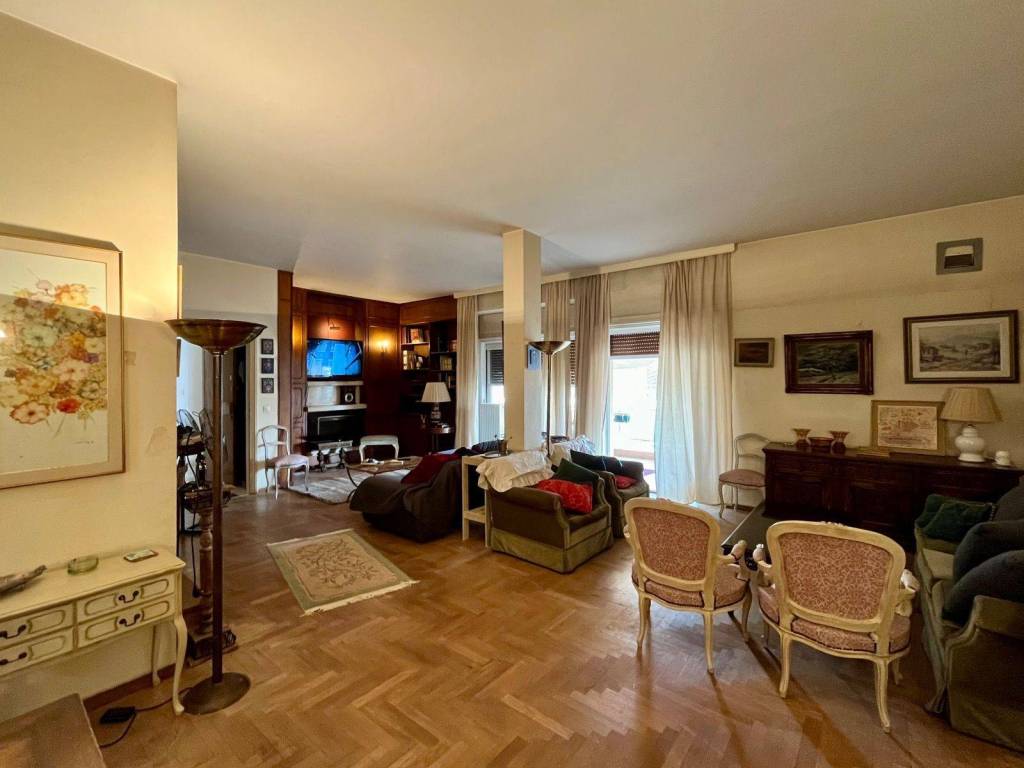 alsos_pagkratiou_residential_apartment_for_sale