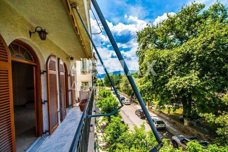 Θέα από μπαλκόνι