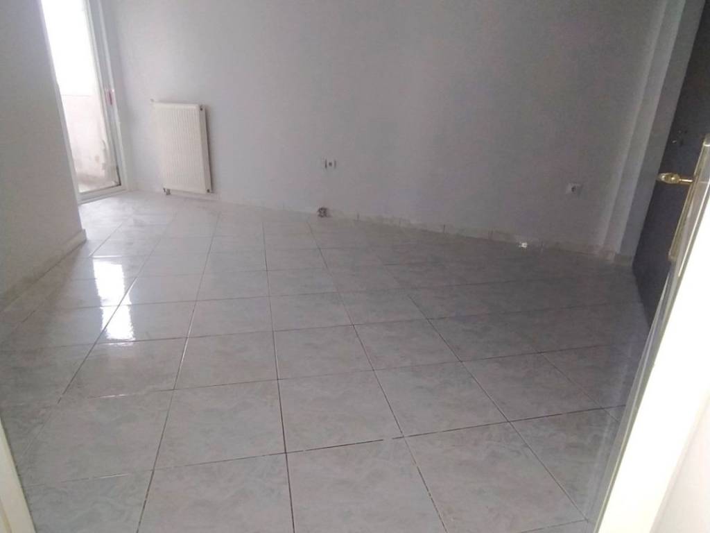 ANYPLACE MESITIKES YPERESIES