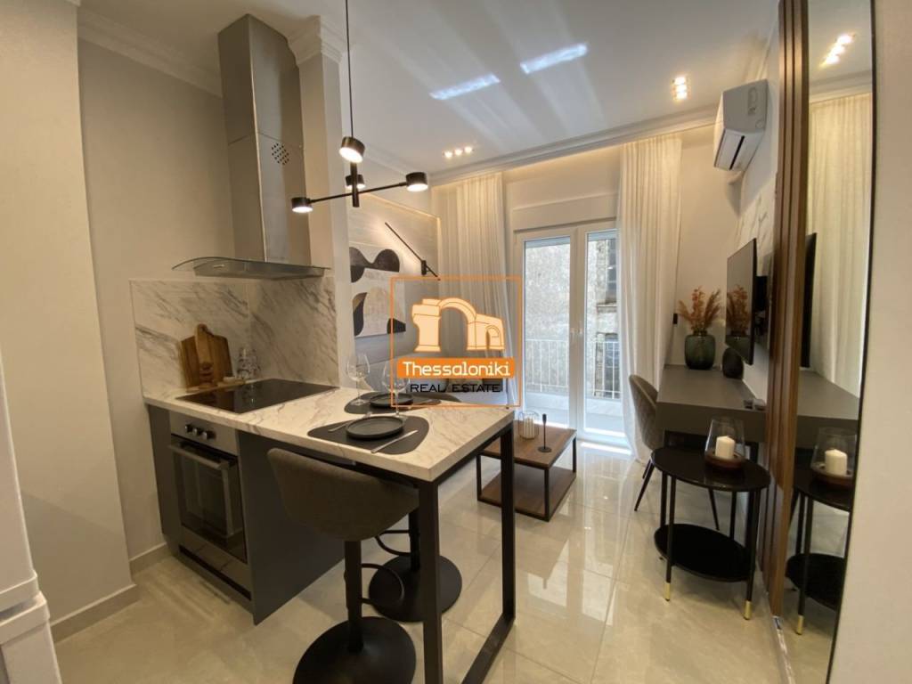 Πλ. Ναυαρίνου, Γκαρσονιέρα, 38 τ.μ.