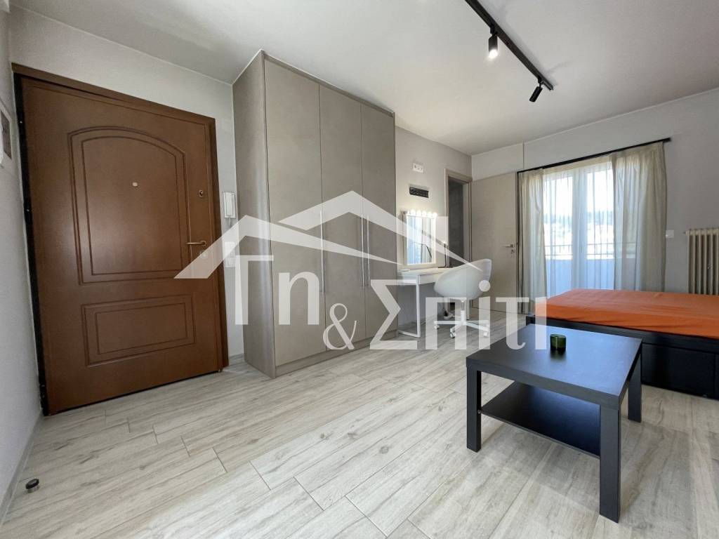 Σαλοκουζίνα