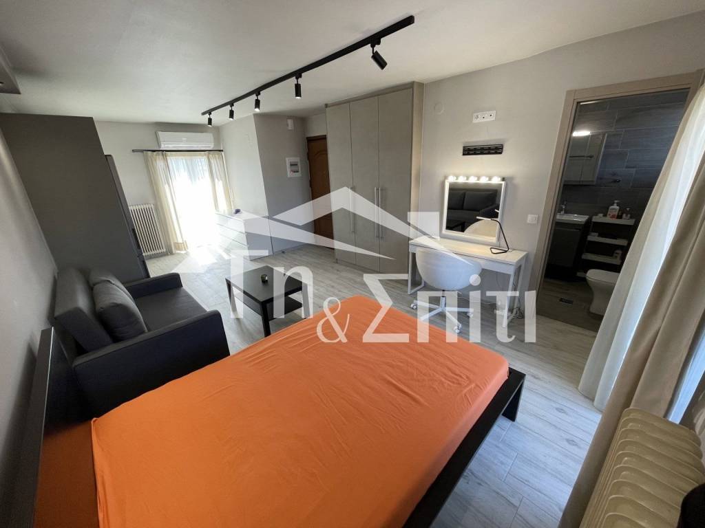 Σαλοκουζίνα