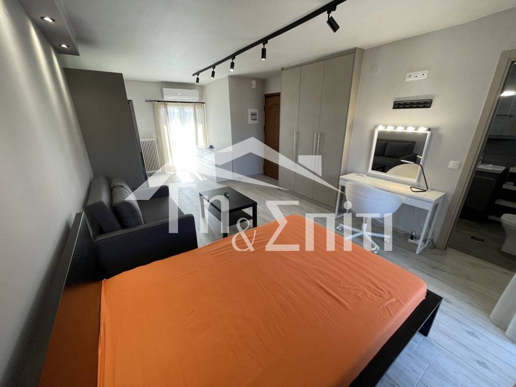 Σαλοκουζίνα