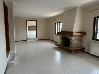 Forumland Real Estate, Σαλόνι με τζάκι