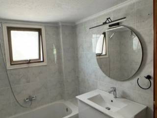 Forumland Real Estate, Μπάνιο