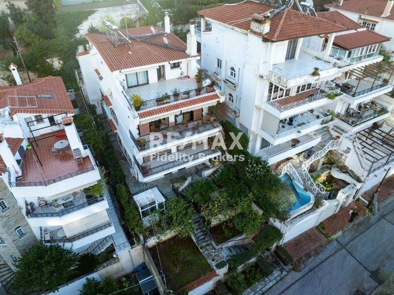 Θέα από μπαλκόνι