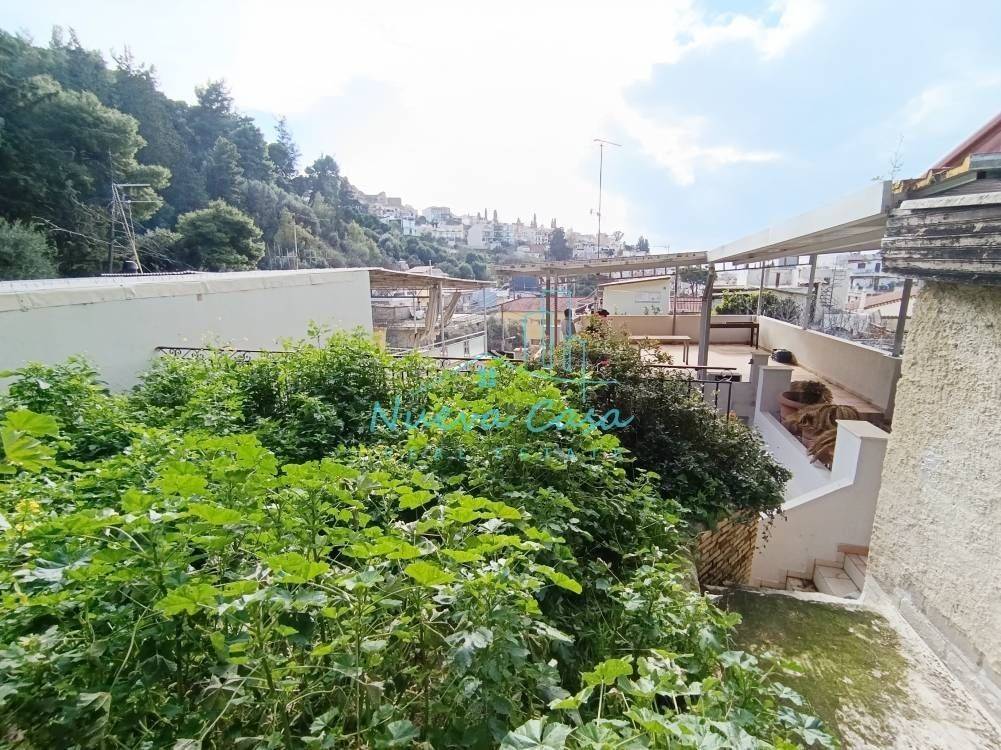 Θέα απο μπαλκόνι