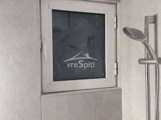 ΠΑΡΑΘΥΡΟ ΛΟΥΤΡΟΥ