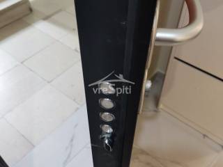 ΘΩΡΑΚΙΣΜΕΝΗ ΠΟΡΤΑ