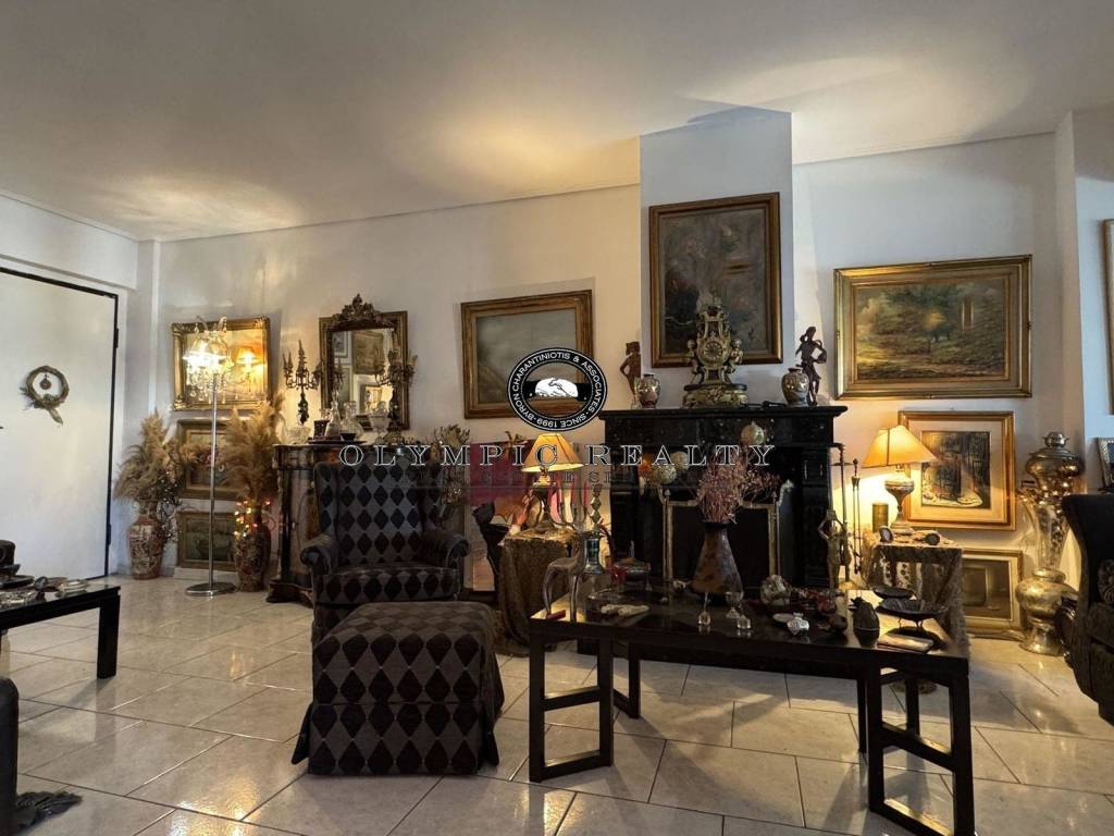 Εσωτερικοι χώροι