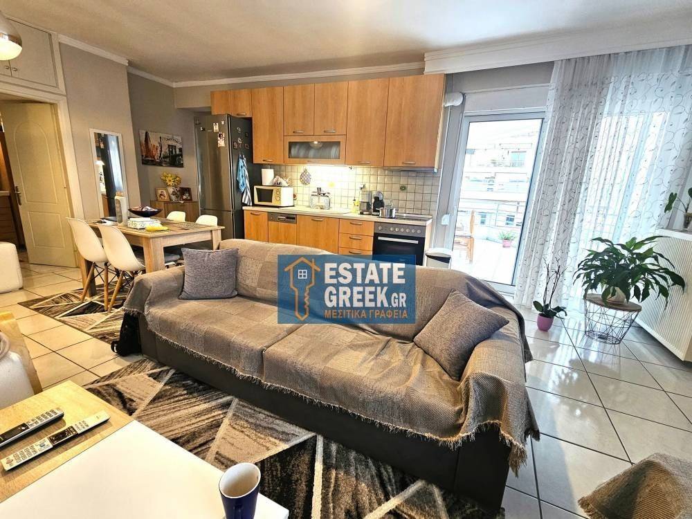 4ος όροφος ★ 3 υπνοδωμάτια ★ 2Κλιματιστικά ★ Ηλεκτρικές συσκευές