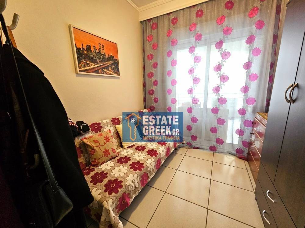 4ος όροφος ★ 3 υπνοδωμάτια ★ 2Κλιματιστικά ★ Ηλεκτρικές συσκευές