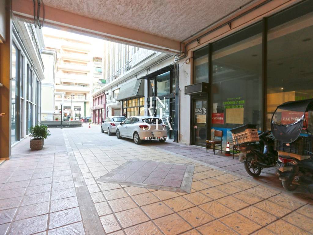 Εσωτερικοι χώροι