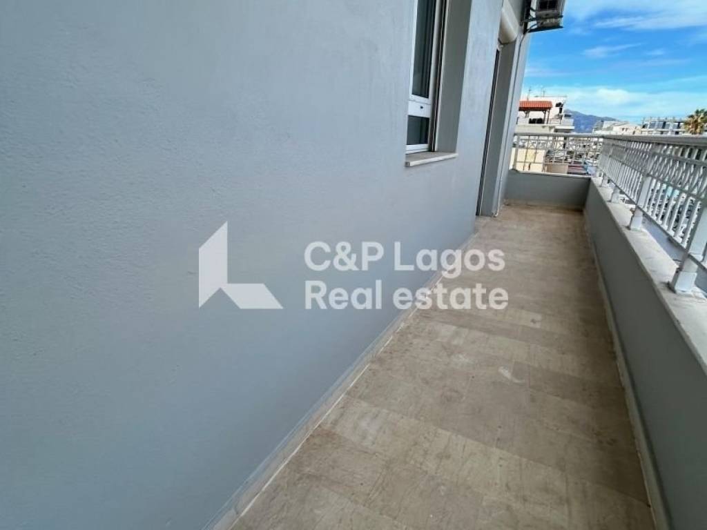 Θέα από μπαλκόνι