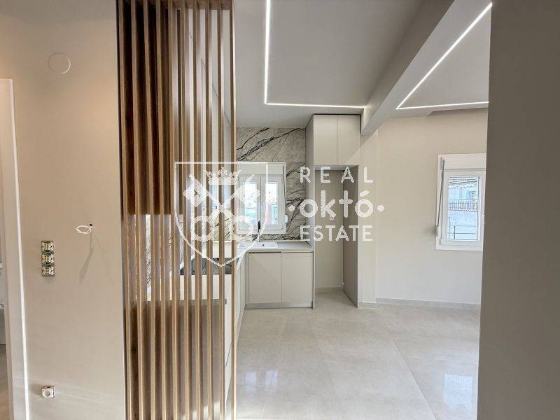 Σαλοκουζίνα