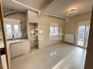 Σαλοκουζίνα