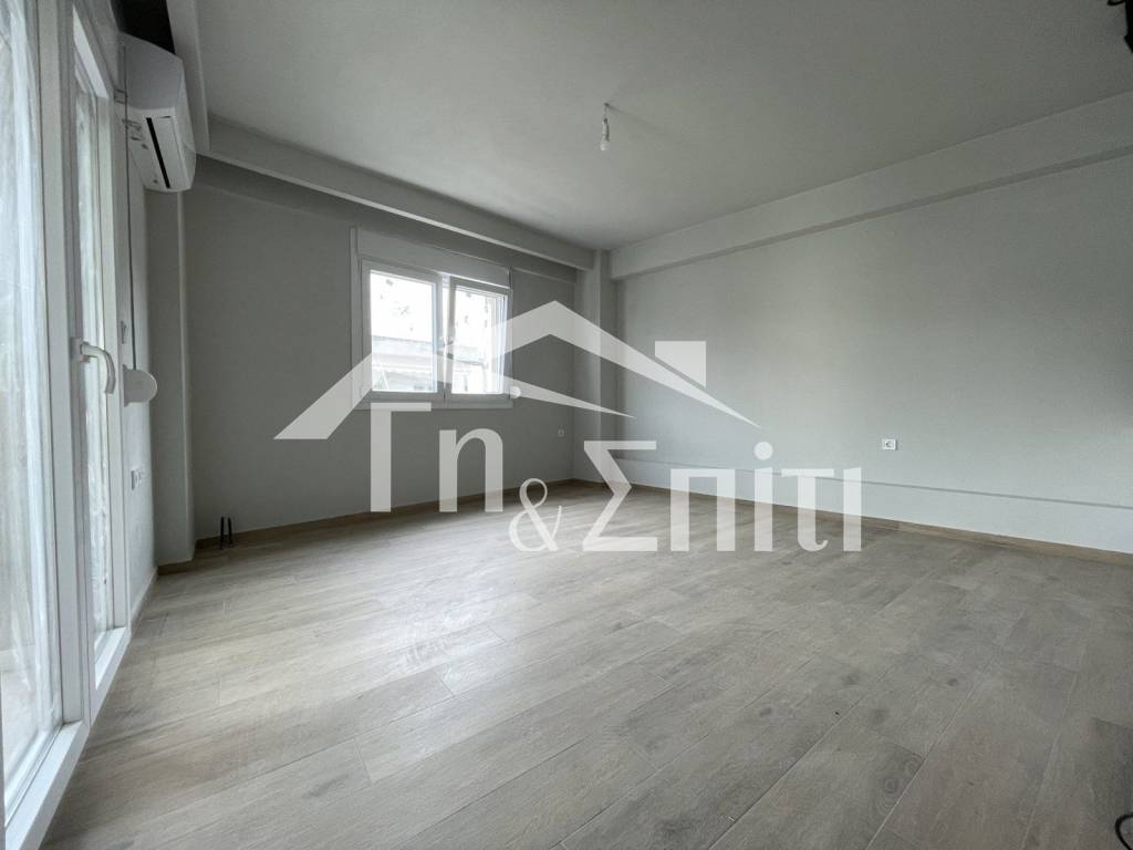 Σαλοκουζίνα