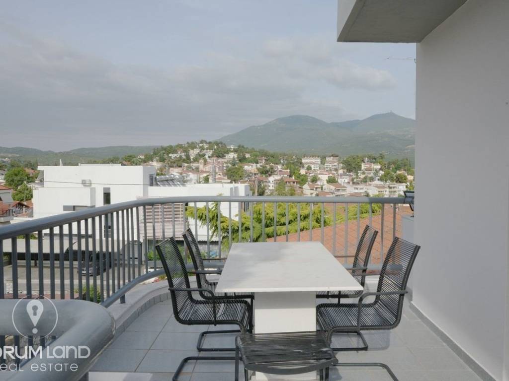 Forumland Real Estate, Απεριόριστη Θέα