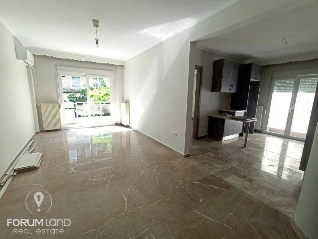 Forumland Real Estate, Σαλοκουζίνα