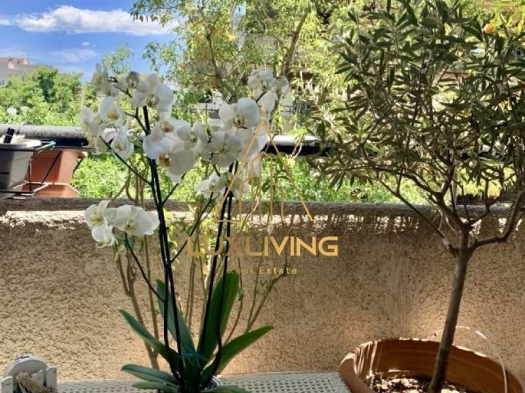 Θέα από μπαλκόνι