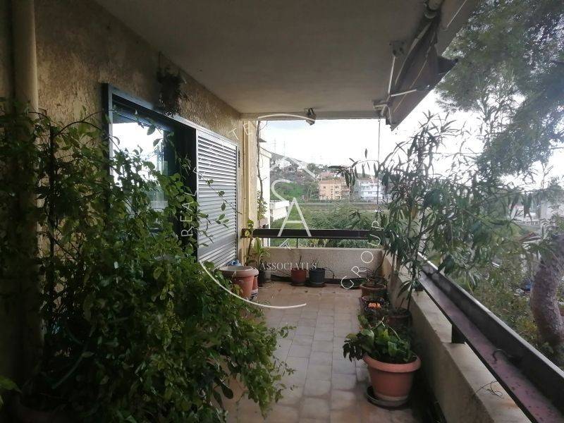 Θέα από μπαλκόνι