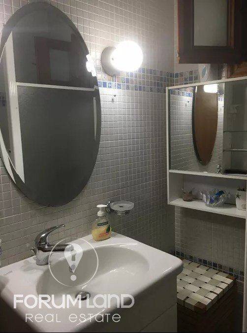 Forumland Real Estate, Μπάνιο με ντουζιέρα