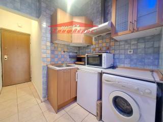 ΞΕΧΩΡΙΣΤΗ ΚΟΥΖΙΝΑ