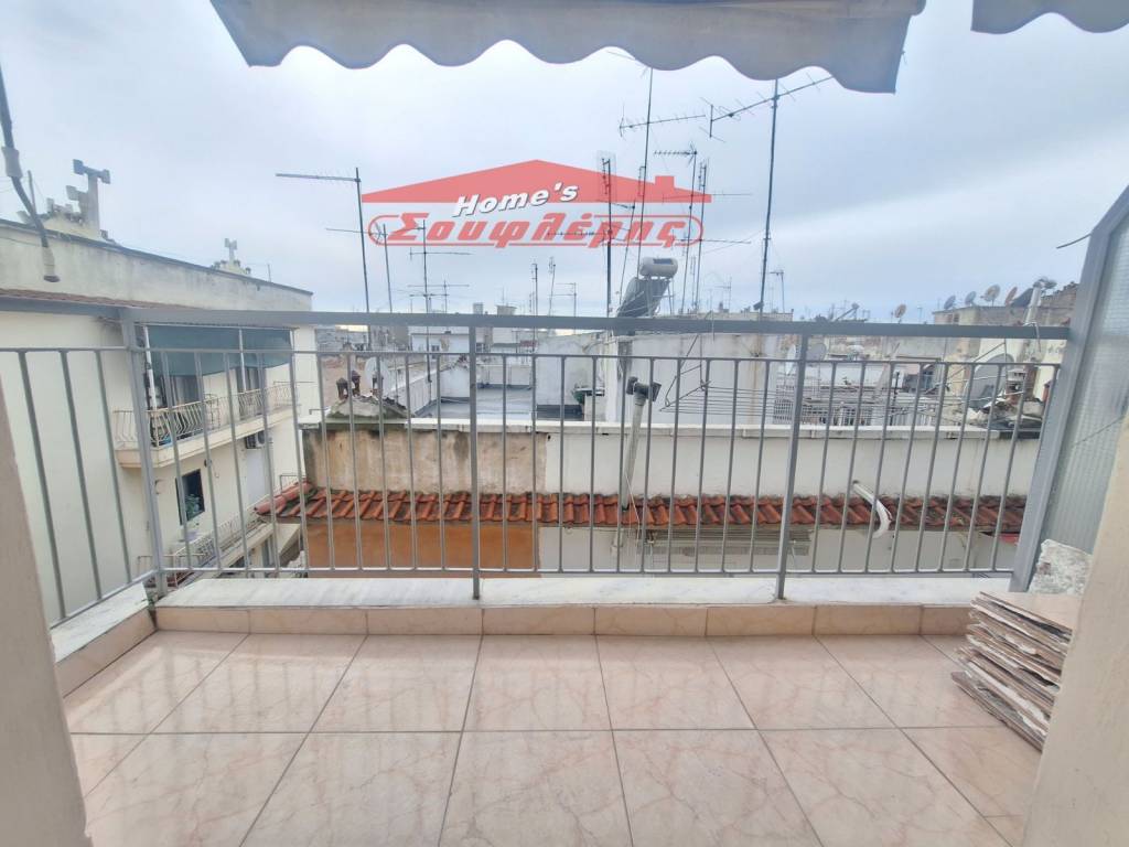 ΠΟΛΥ ΦΩΤΕΙΝΟ ΜΕ ΤΕΝΤΑ ΚΑΙ 2 ΜΠΑΛΚΟΝΙΑ