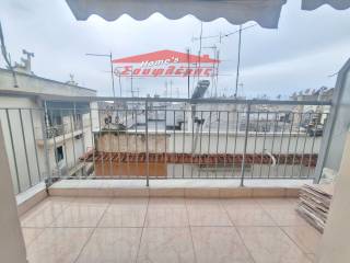 ΠΟΛΥ ΦΩΤΕΙΝΟ ΜΕ ΤΕΝΤΑ ΚΑΙ 2 ΜΠΑΛΚΟΝΙΑ