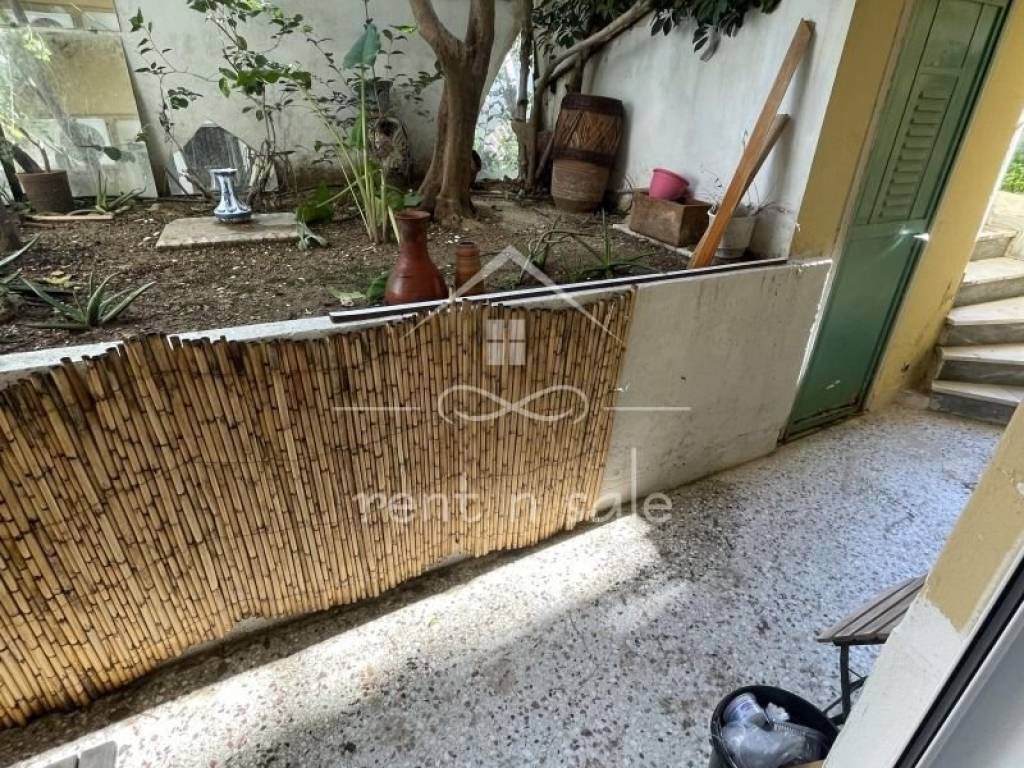 Θέα από μπαλκόνι