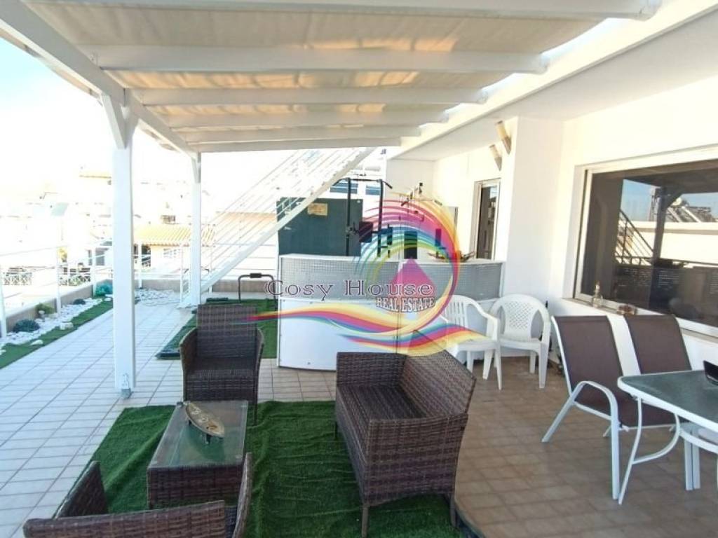 Θέα από μπαλκόνι