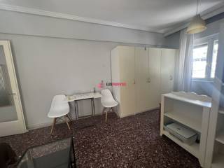 ΣΑΛΟΝΟΔΩΜΑΤΙΟ