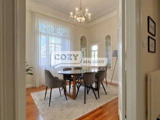 Τραπεζαρία 