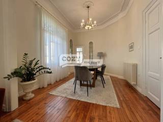 Τραπεζαρία 