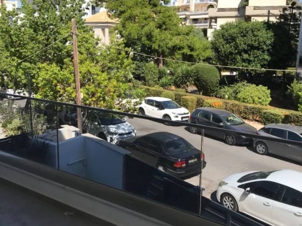 Θέα από μπαλκόνι