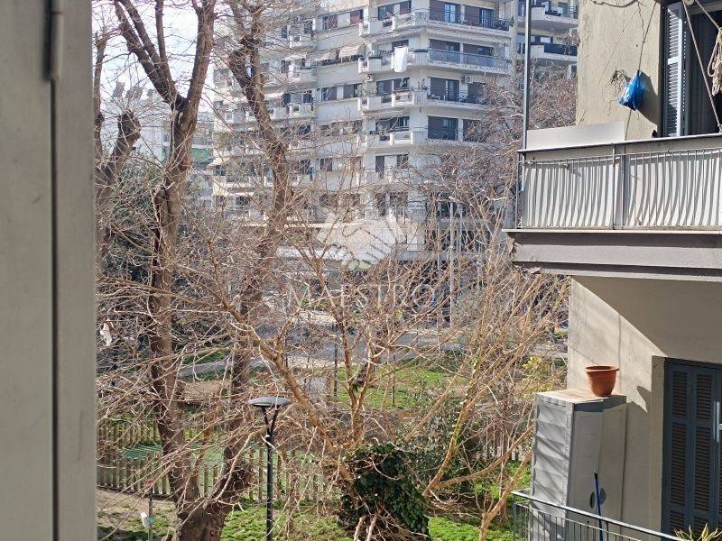 Θέα από μπαλκόνι