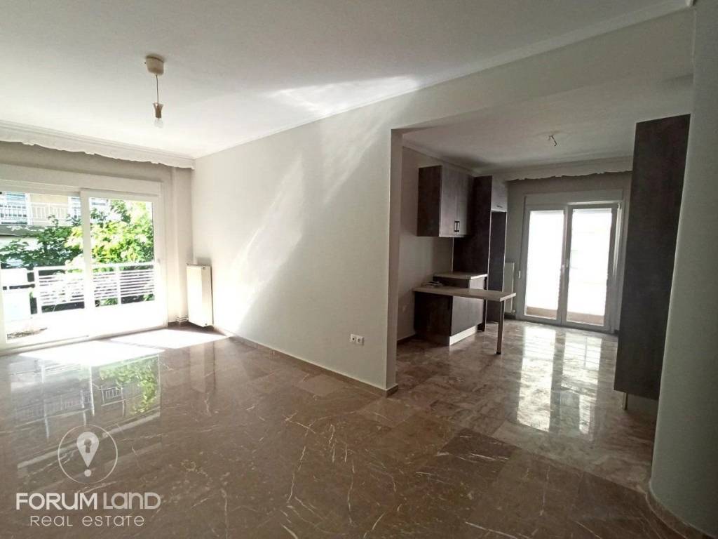 Forumland Real Estate, Σαλοκουζίνα