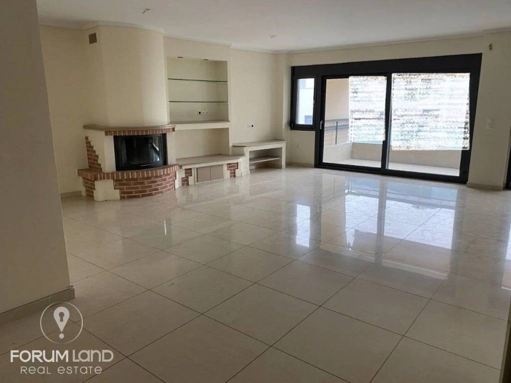 Forumland Real Estate, Σαλοκουζίνα