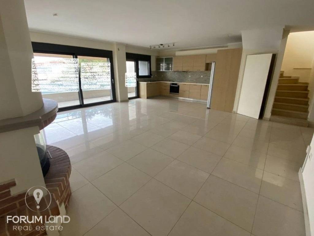 Forumland Real Estate, Σαλοκουζίνα