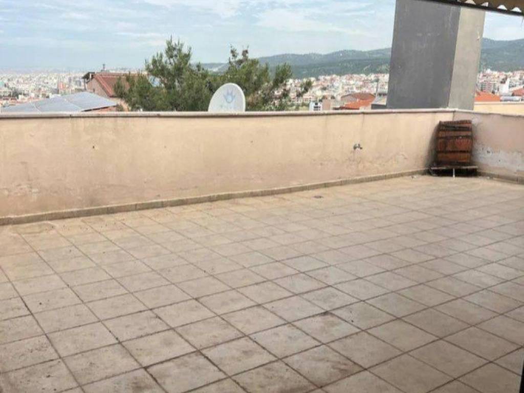 Forumland Real Estate, Βεράντες