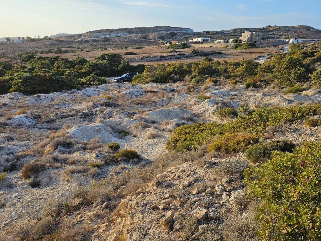 North-West &amp; Acces Road