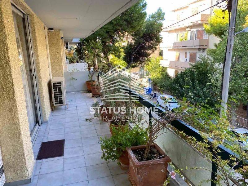 Θέα από μπαλκόνι